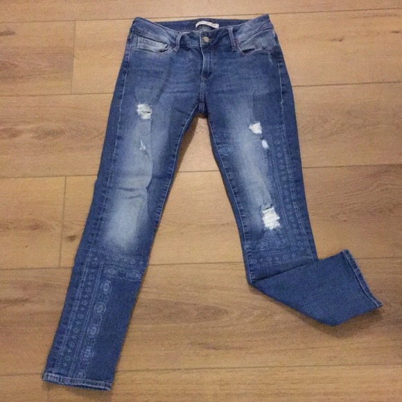 Mavi Distressed Jeans - Picture 2 of 8